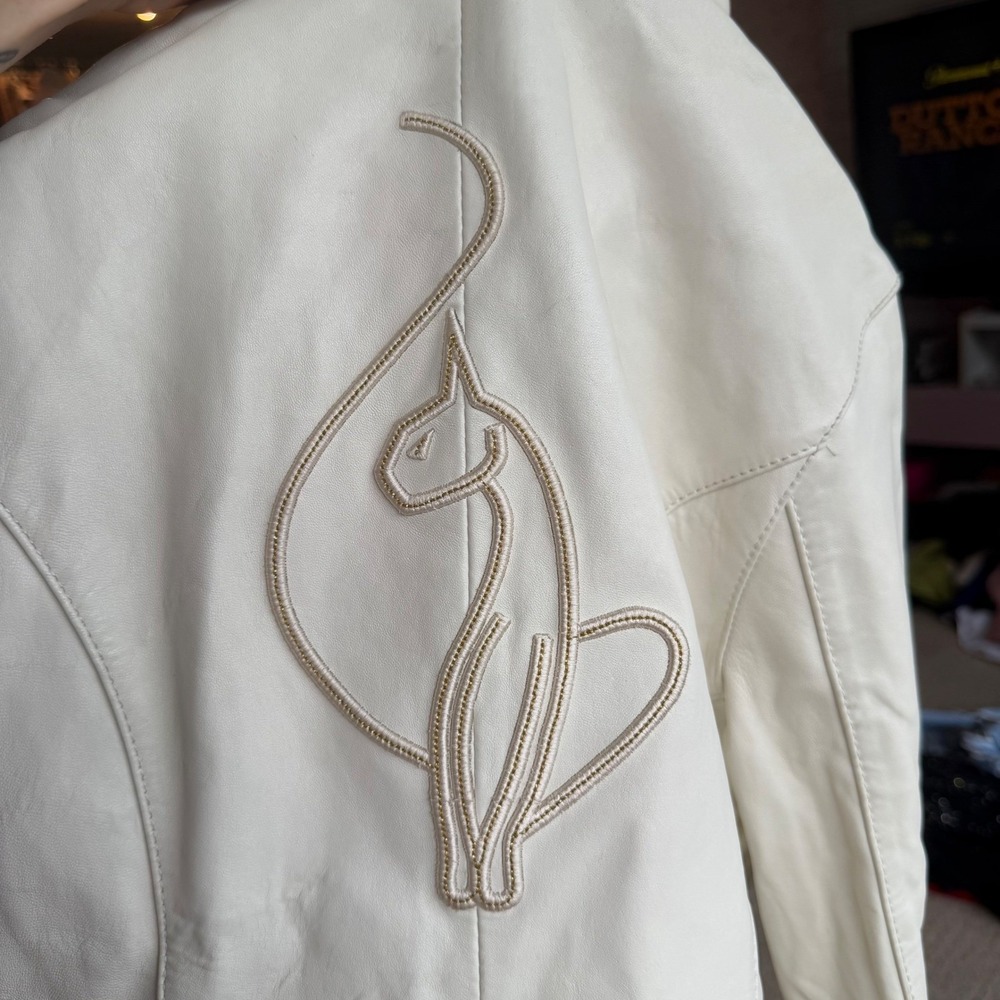 Baby Phat White Leather Moto Jacket Vintage Y2K Rare Gold Hardware Baddie Bratz - Picture 11 of 16